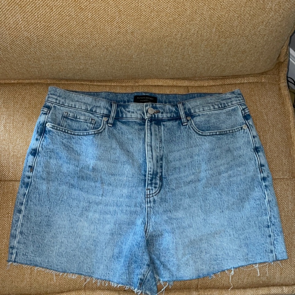 Banana Republic Girlfriend Shorts